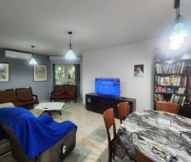 דירת 3.5 חדרים משופצת בצמרות